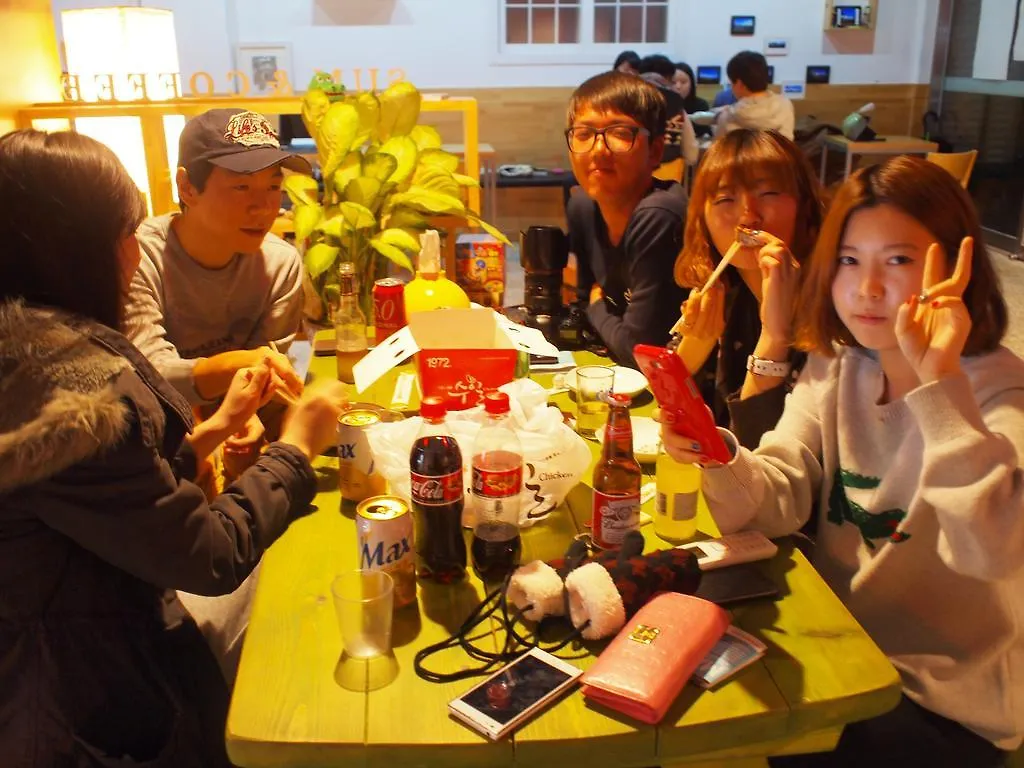 Sum Guesthouse Jeju Airport Hostel